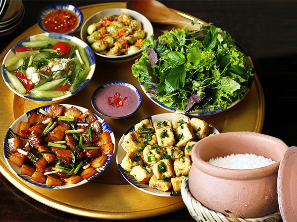 Thực đơn cơm niêu đậm đà bản sắc truyền thống