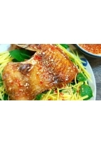 Cá diêu hồng chiên + xoài bằm