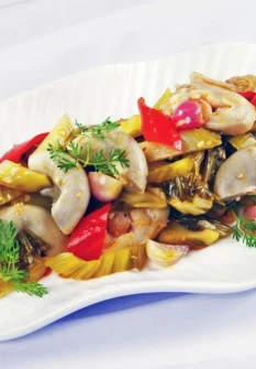 Phèo non xào cải chua