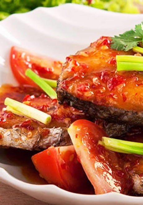 Cá thu nhật kho cà 
