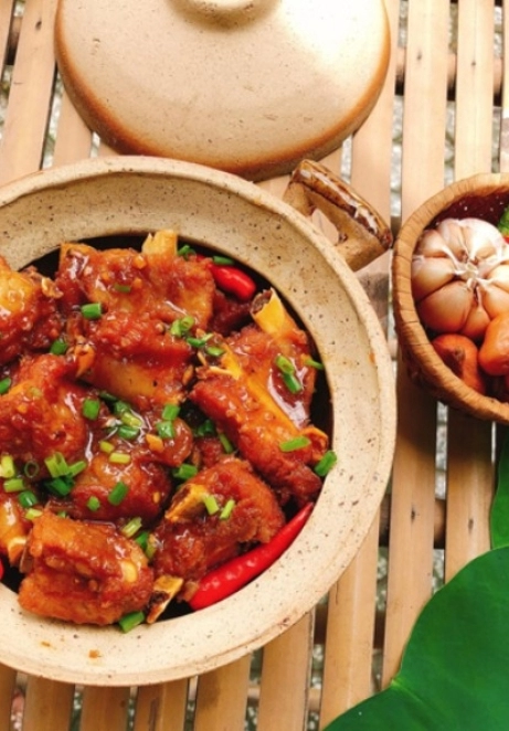 Sườn non kho tiêu