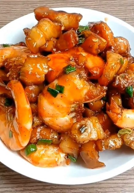 Tôm rim thịt