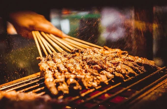 Trải Nghiệm Ẩm Thực Đa Chiều Tại Cơm Niêu Tân Đô